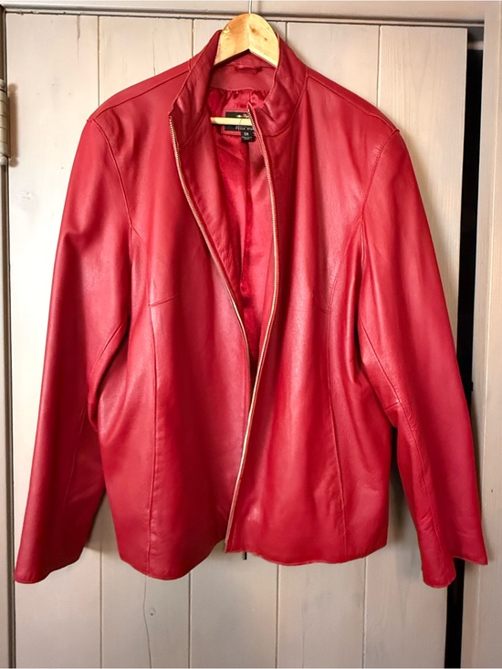 Wilsons Leather Jackets & Blazers - Wilsons Leather Women's Bright Red Zip-Front Leather Jacket